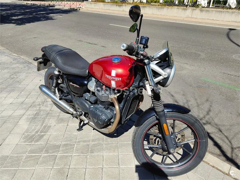 Triumph Street Twin - Vista 10