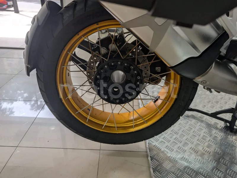 BMW R 1250 GS Adventure - Vista 24