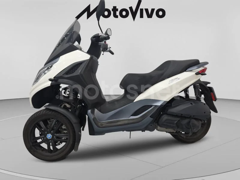 Piaggio MP3 - Vista 5