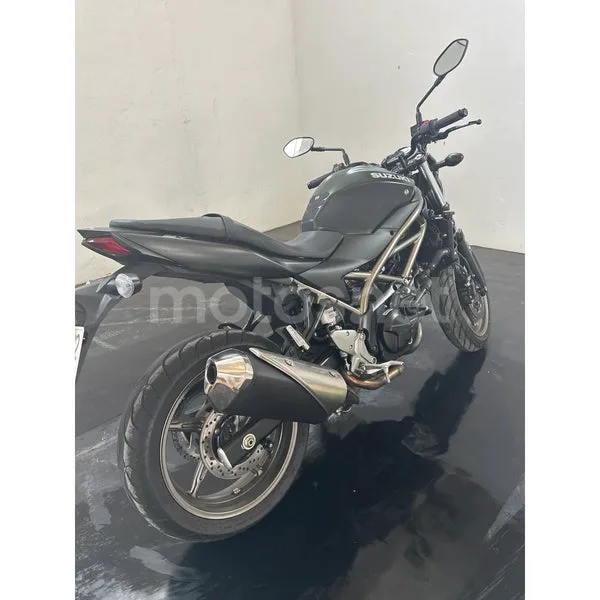 Suzuki SV650 - Vista 6