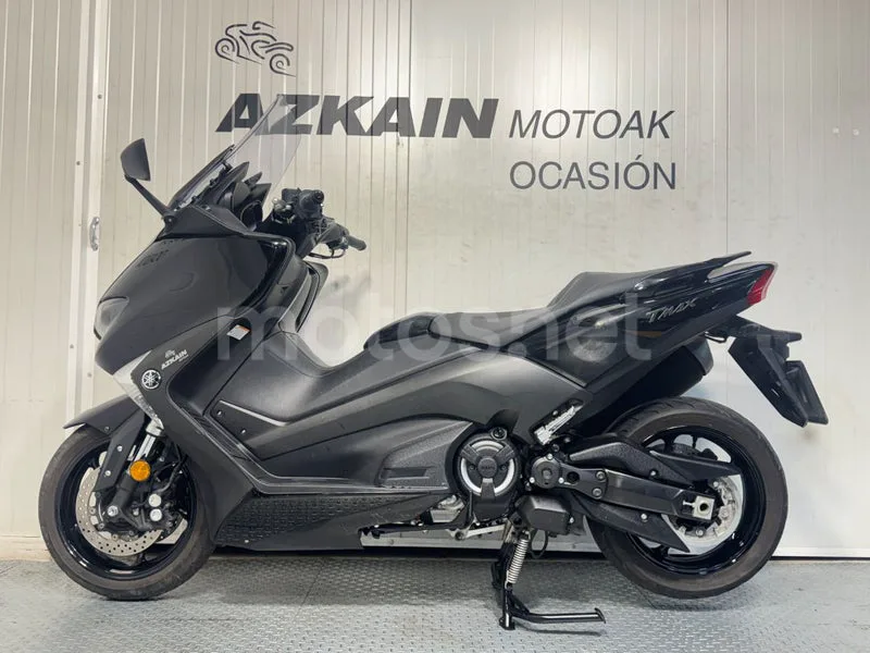Yamaha TMAX 530 - Vista 4