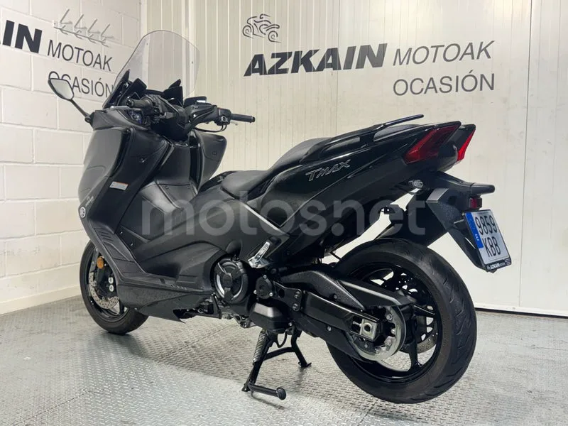 Yamaha TMAX 530 - Vista 5