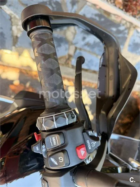 BMW F 900 GS - Vista 4