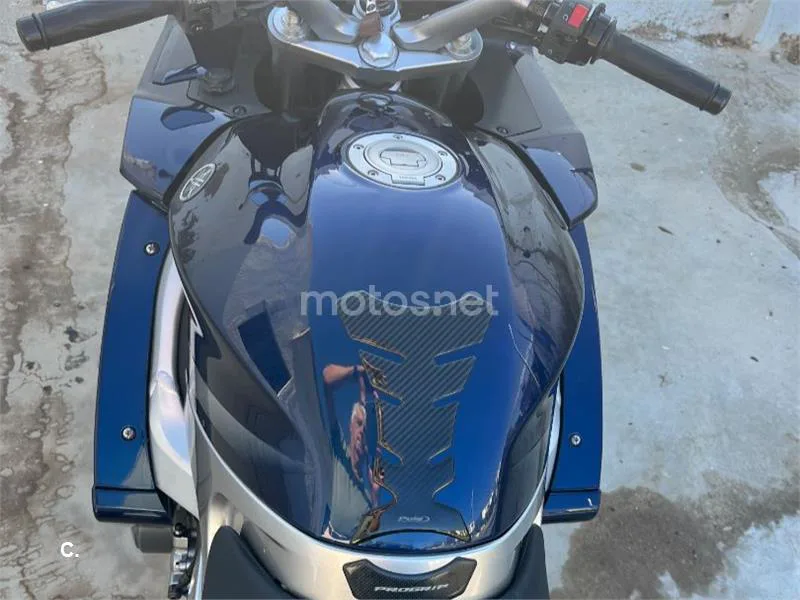 Yamaha FJR1300 - Vista 4