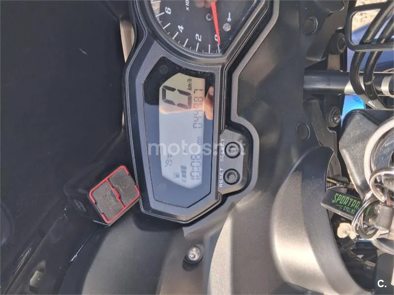 Yamaha FZ6 Fazer S2 - Vista 12