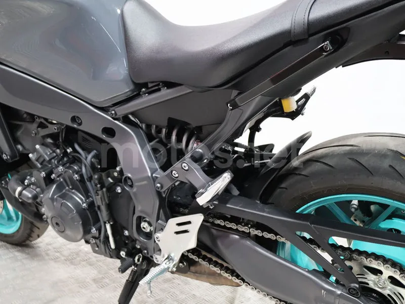 Yamaha MT-09 - Vista 14