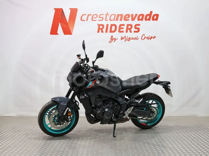 Yamaha MT-09 - Vista 4