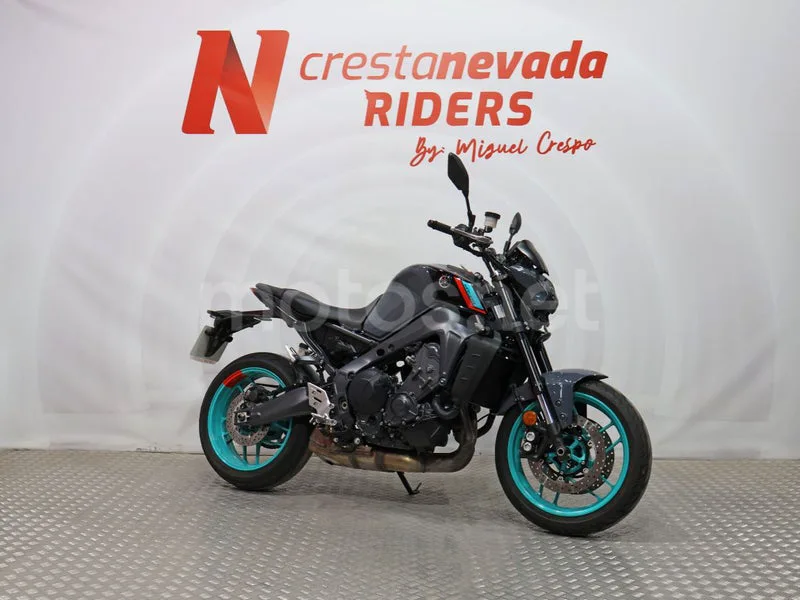 Yamaha MT-09 - Vista 6