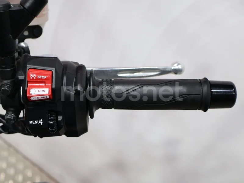 Yamaha MT-09 - Vista 9