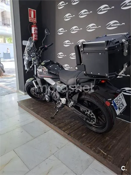 Kawasaki Z650 - Vista 4