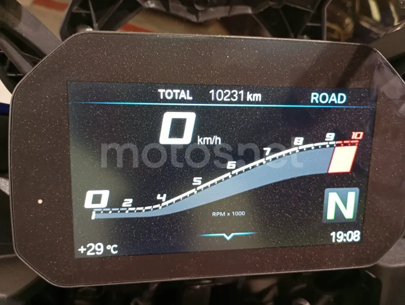 BMW F 900 XR - Vista 6