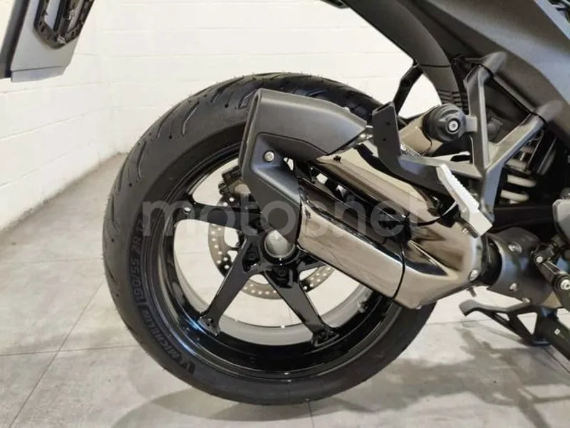 BMW R 1300 RS - Vista 14