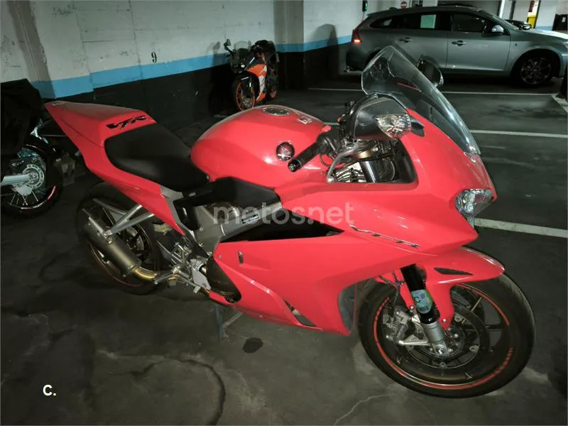 Honda VFR800F - Vista 5