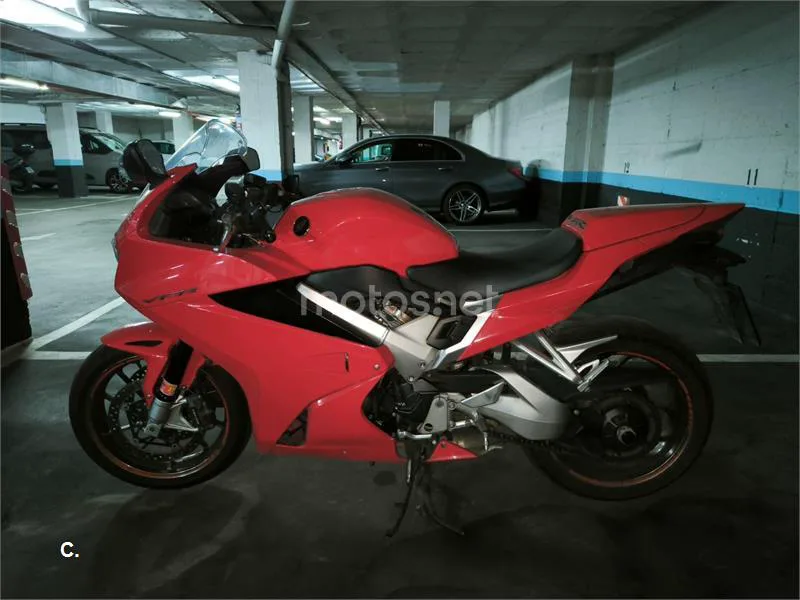 Honda VFR800F - Vista 6
