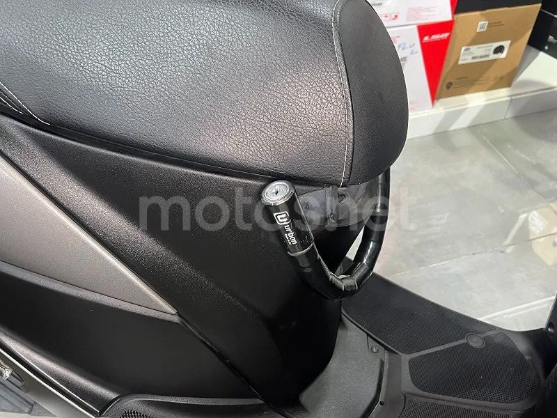 Yamaha Tricity 125 - Vista 4