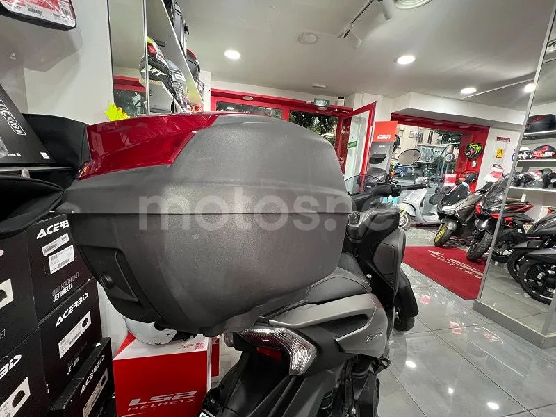 Yamaha Tricity 125 - Vista 7