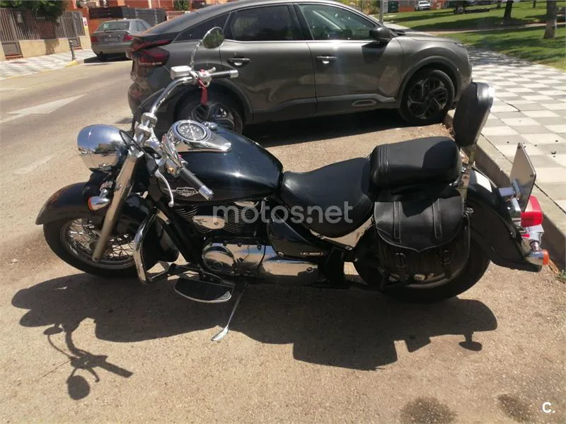 Suzuki Intruder C800 - Vista 4