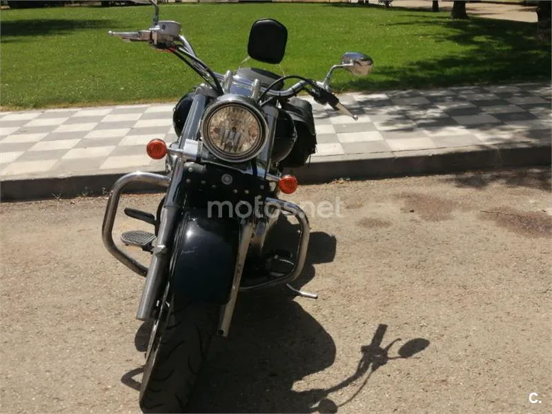 Suzuki Intruder C800 - Vista 5