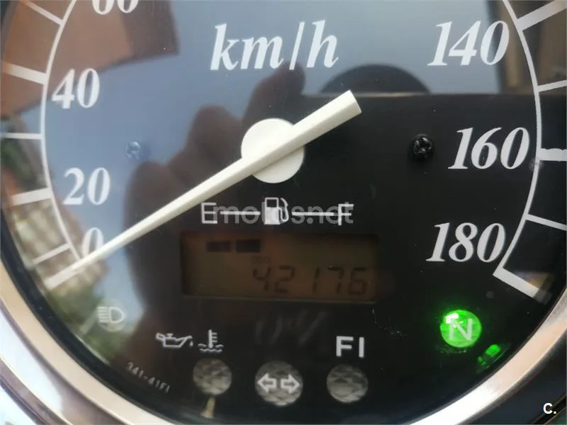 Suzuki Intruder C800 - Vista 7