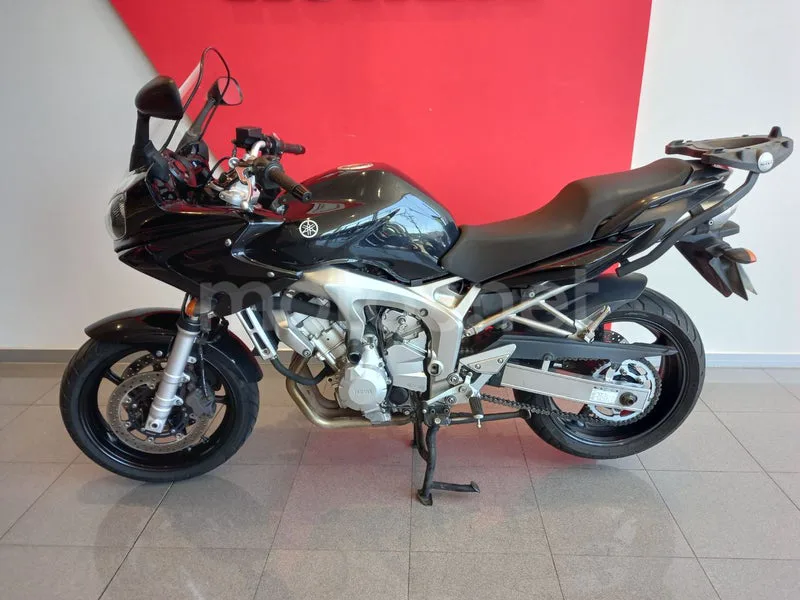 Yamaha FZ6 Fazer 2700 € 2005 La Rioja - 2