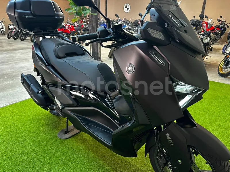 Yamaha XMAX 125 - Vista 9