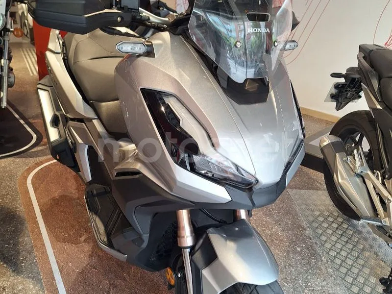 Honda ADV350 4950 € 2023 Barcelona - 2