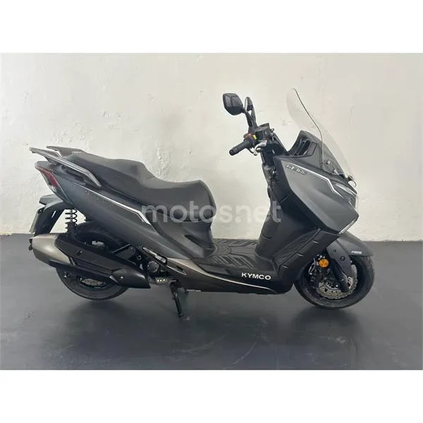 Kymco X-Town CT 300 - Vista 3