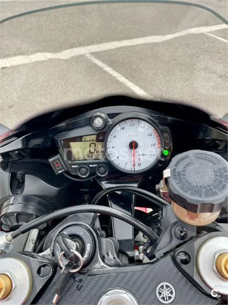 Yamaha YZF-R6 - Vista 7