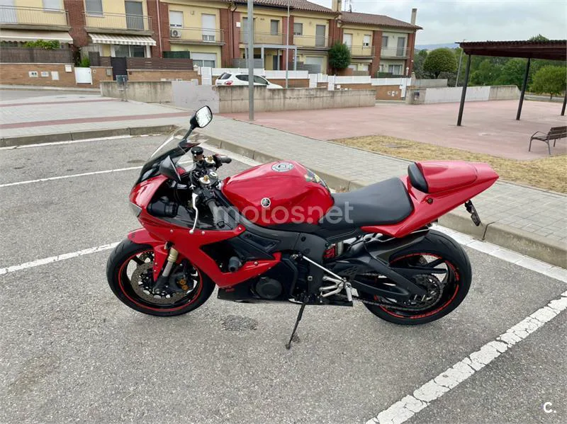 Yamaha YZF-R6 - Vista 9