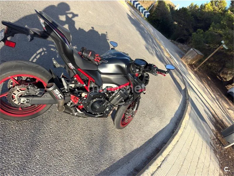 Kawasaki Z900 - Vista 6