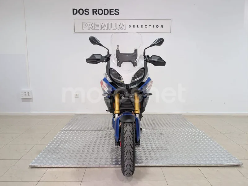 BMW F 900 XR - Vista 3