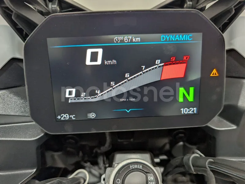 BMW F 900 XR - Vista 6
