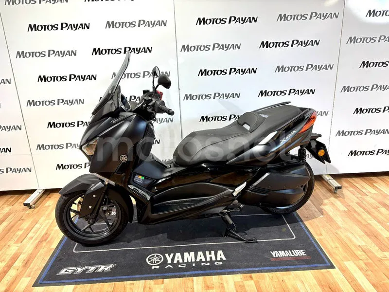 Yamaha XMAX 300 - Vista 5