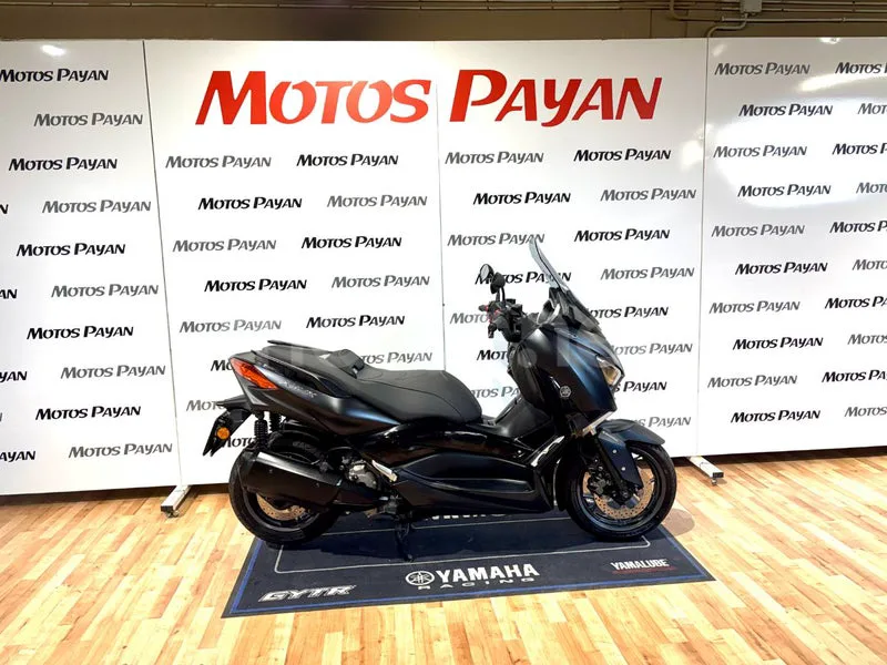 Yamaha XMAX 300 - Vista 6