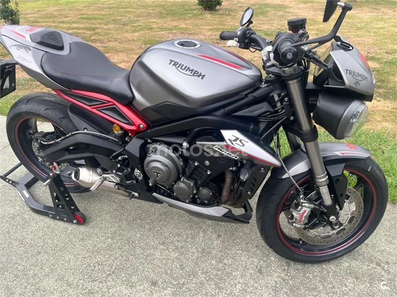 Triumph Street Triple 6500 € 2018 A Coruña - 1