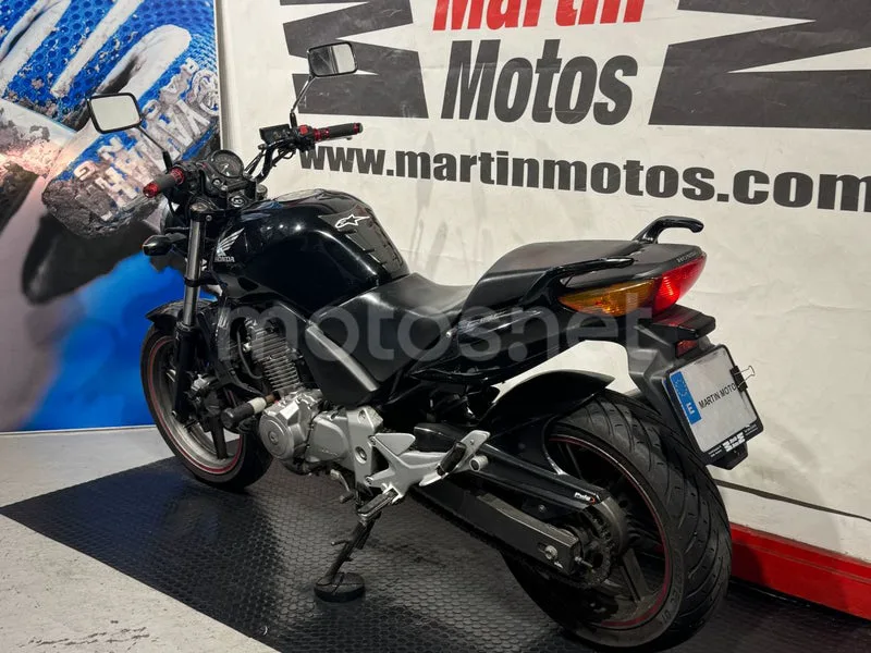Honda CBF500 - Vista 4