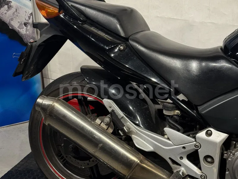 Honda CBF500 - Vista 9