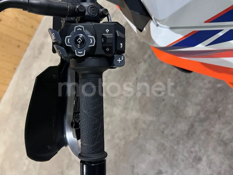 KTM 1290 Super Adventure - Vista 15