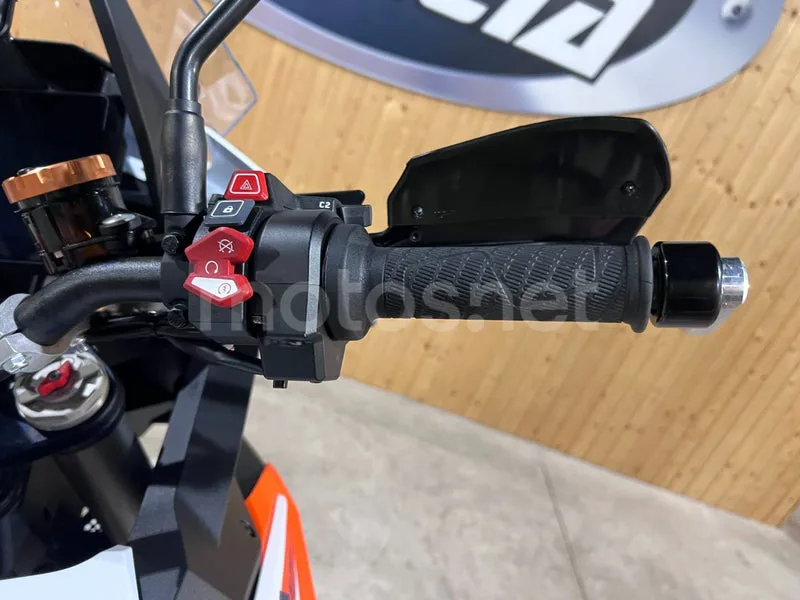 KTM 1290 Super Adventure - Vista 18