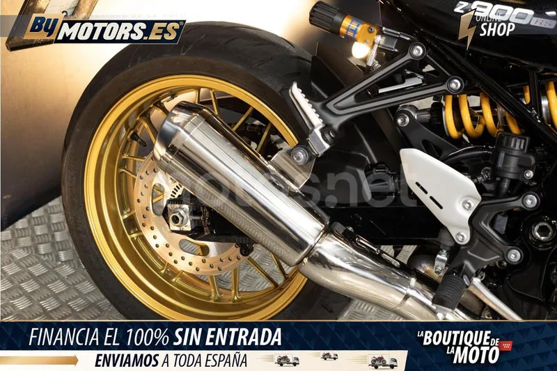 Kawasaki Z900RS - Vista 13
