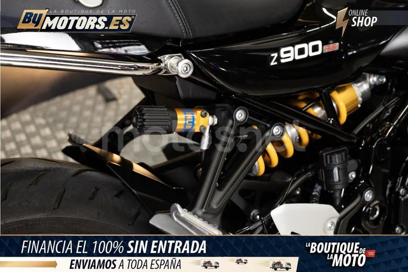Kawasaki Z900RS - Vista 17