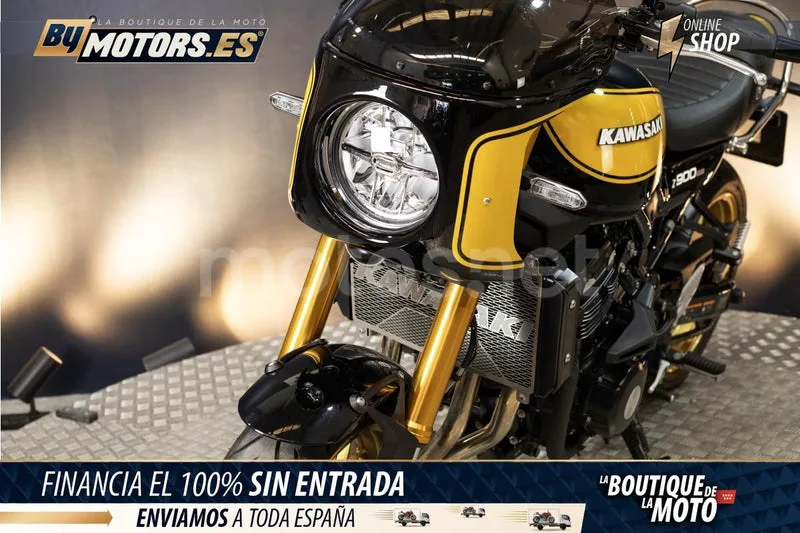 Kawasaki Z900RS - Vista 8