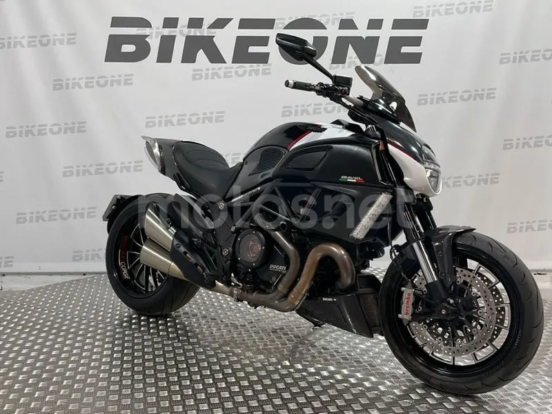 Ducati Diavel 8499 € 2011 Málaga - 2