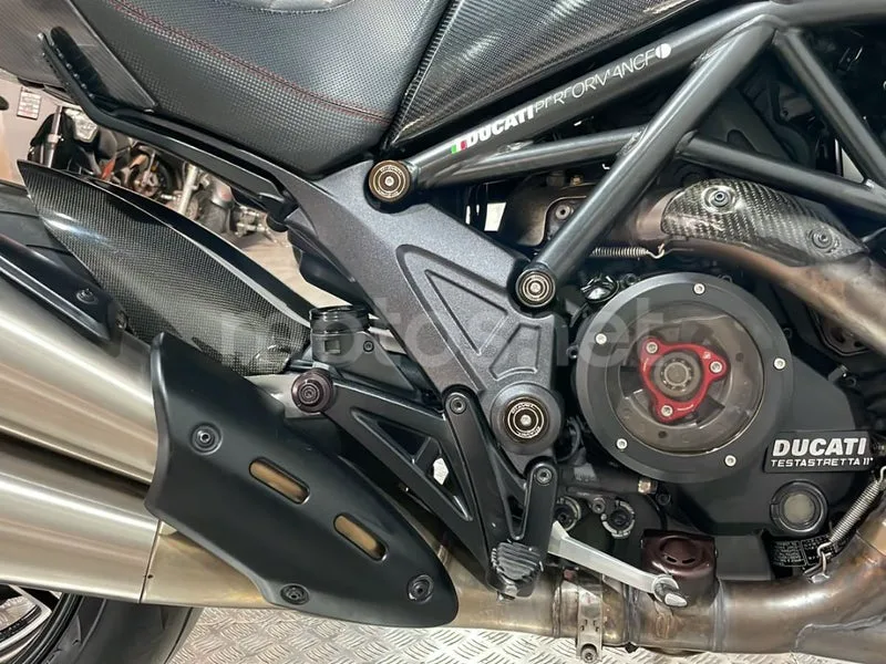 Ducati Diavel - Vista 11