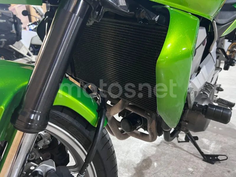 Kawasaki Z750 - Vista 48