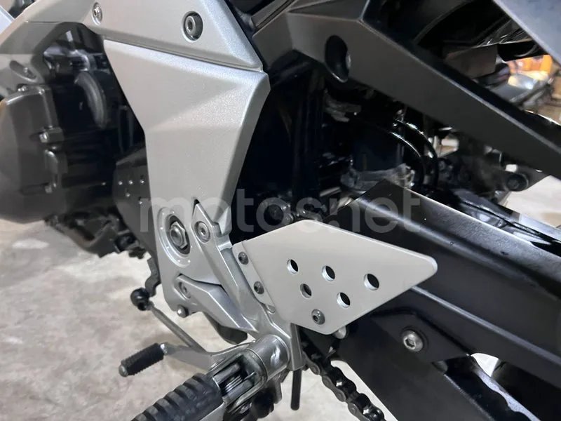 Kawasaki Z750 - Vista 59