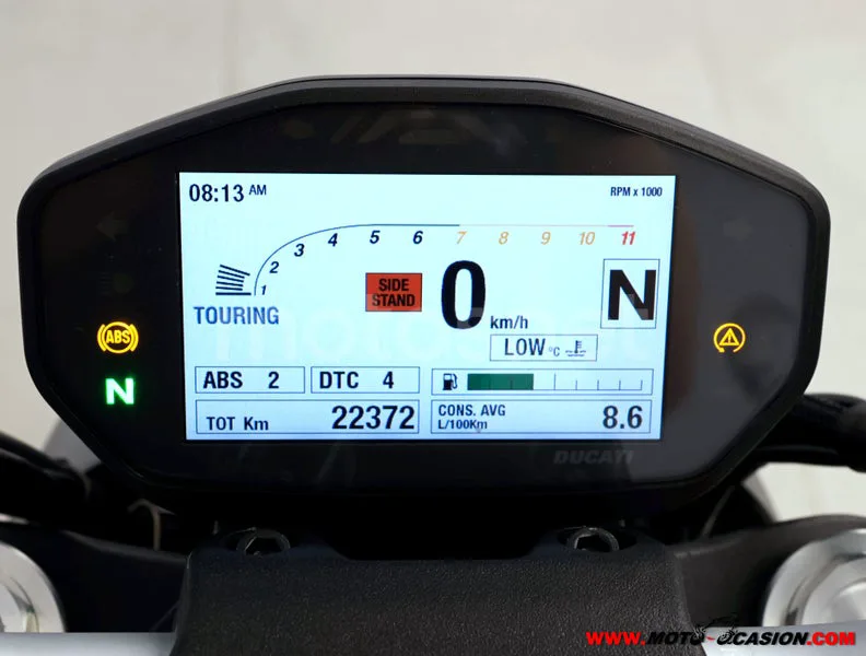 Ducati Monster 821 - Vista 6