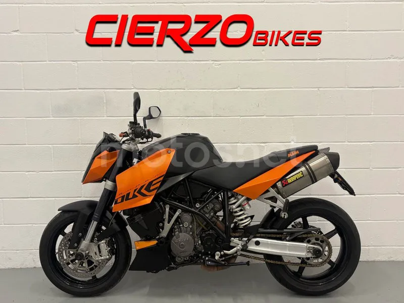 KTM 990 Super Duke - Vista 6