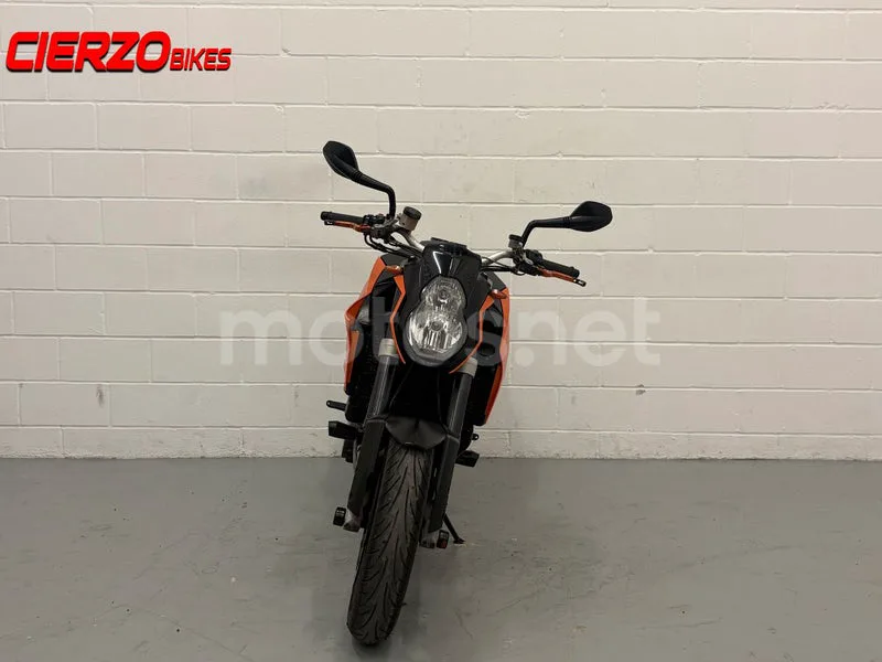 KTM 990 Super Duke - Vista 8