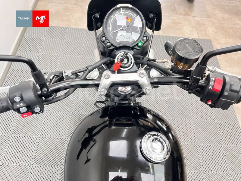 Triumph Speed Twin 900 - Vista 10